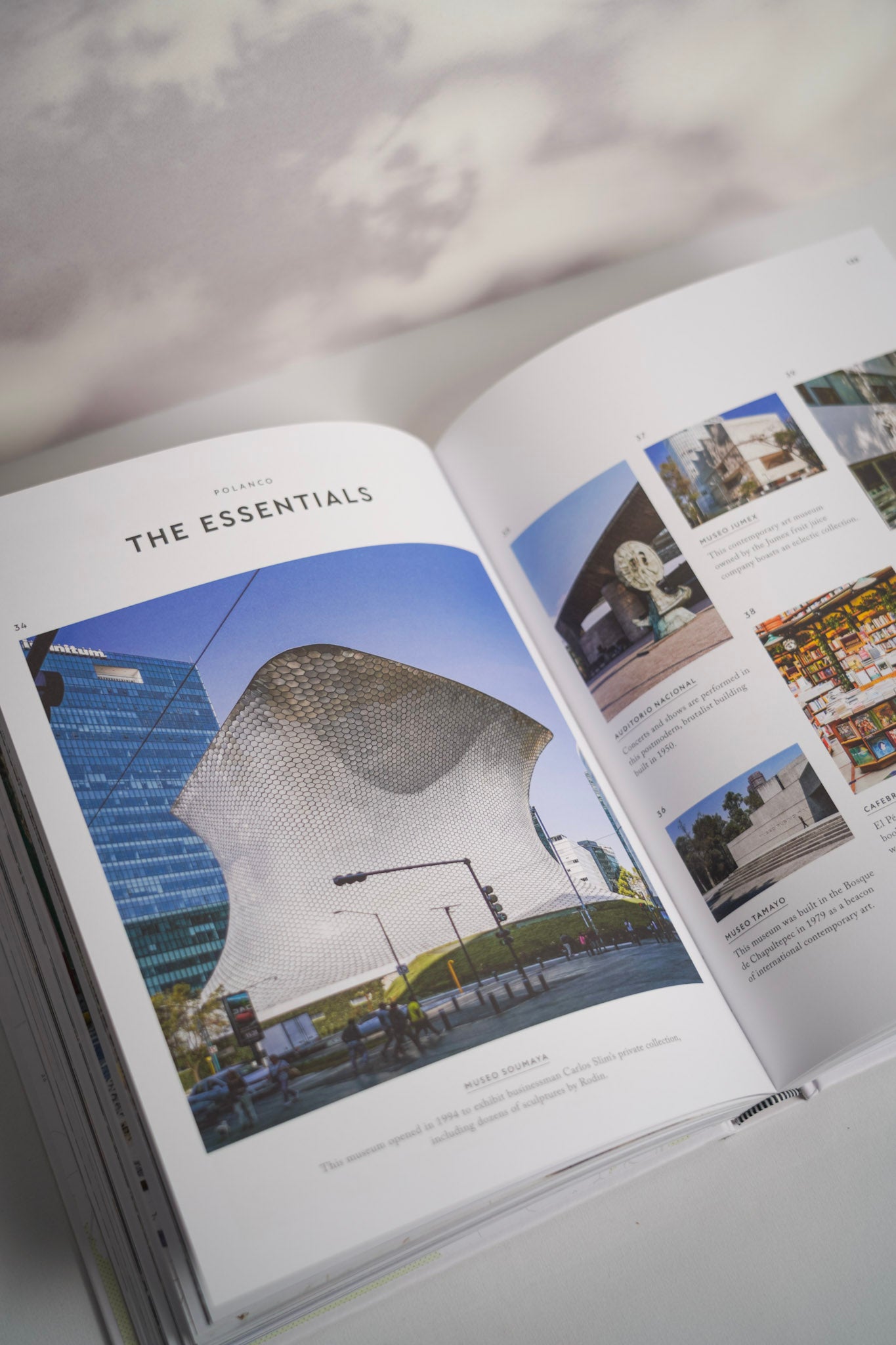Mexico City: The Extraordinary Guide