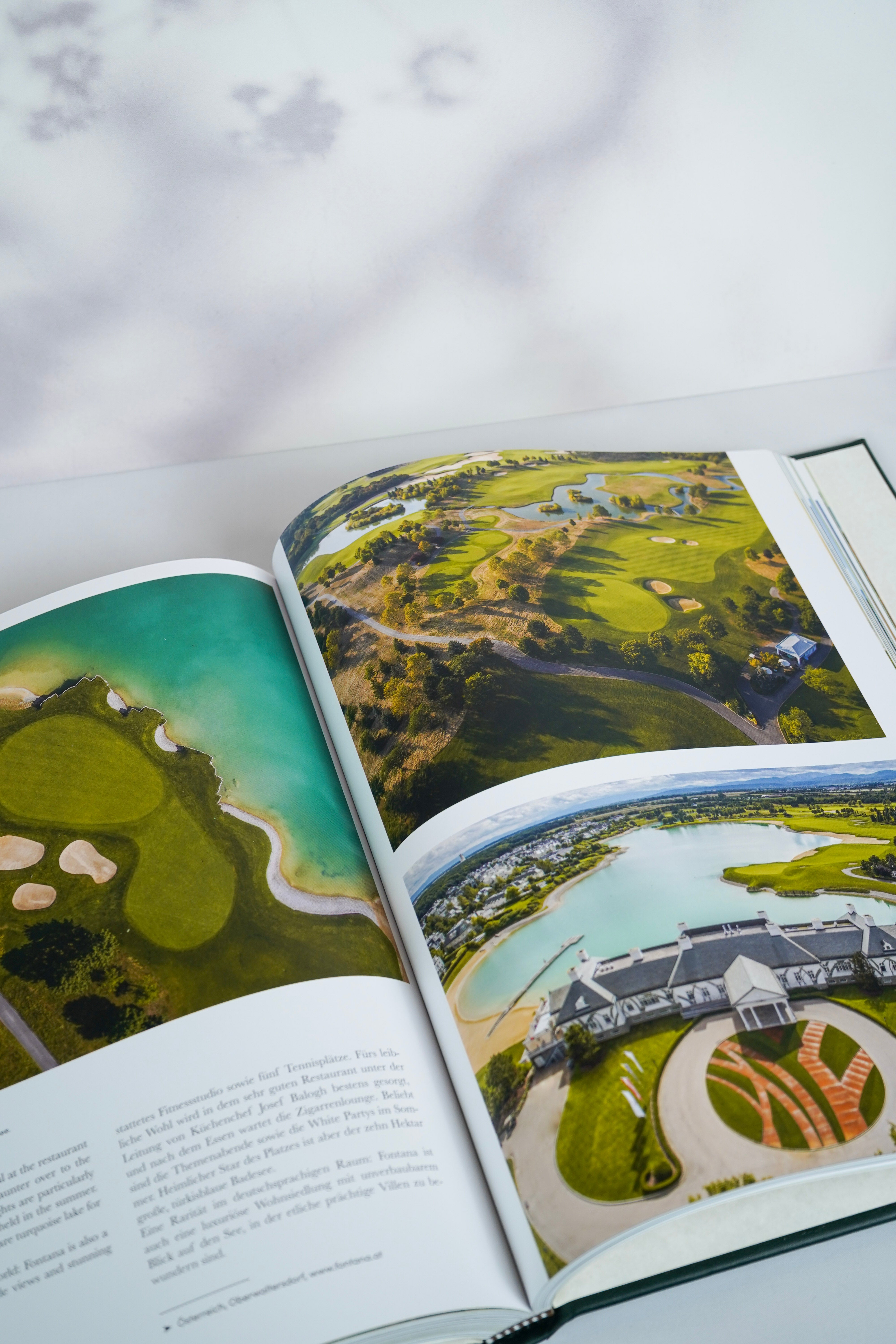 Golf : The Utilmate Book