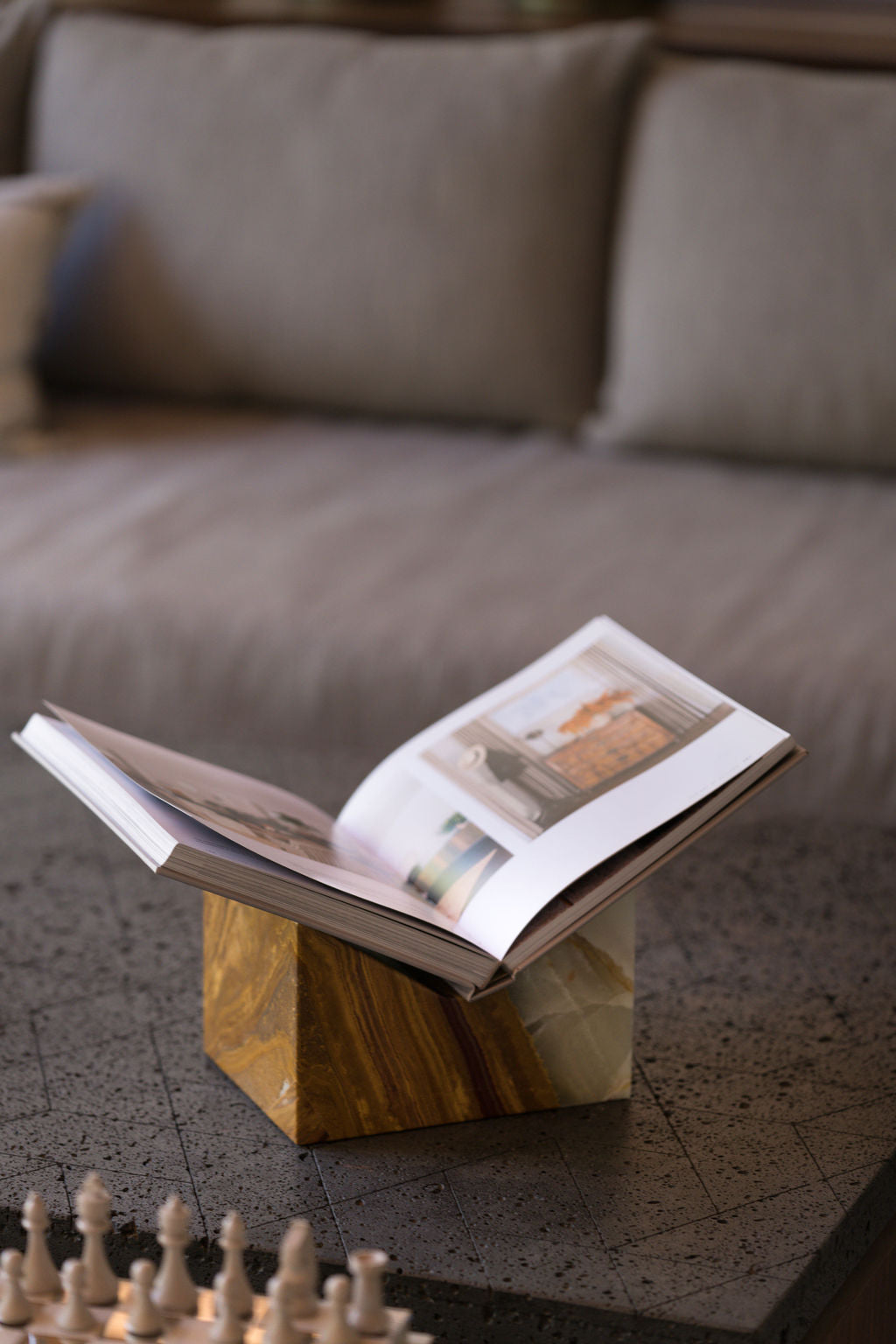 Portalibros Mármol Obsidiana