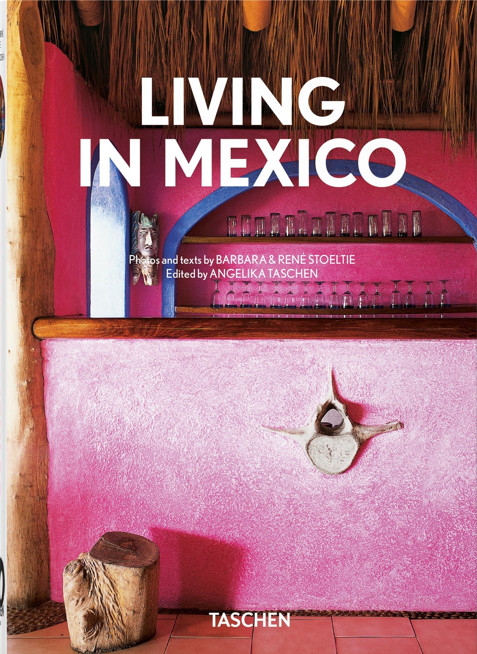 Living in Mexico. 40th Ed.