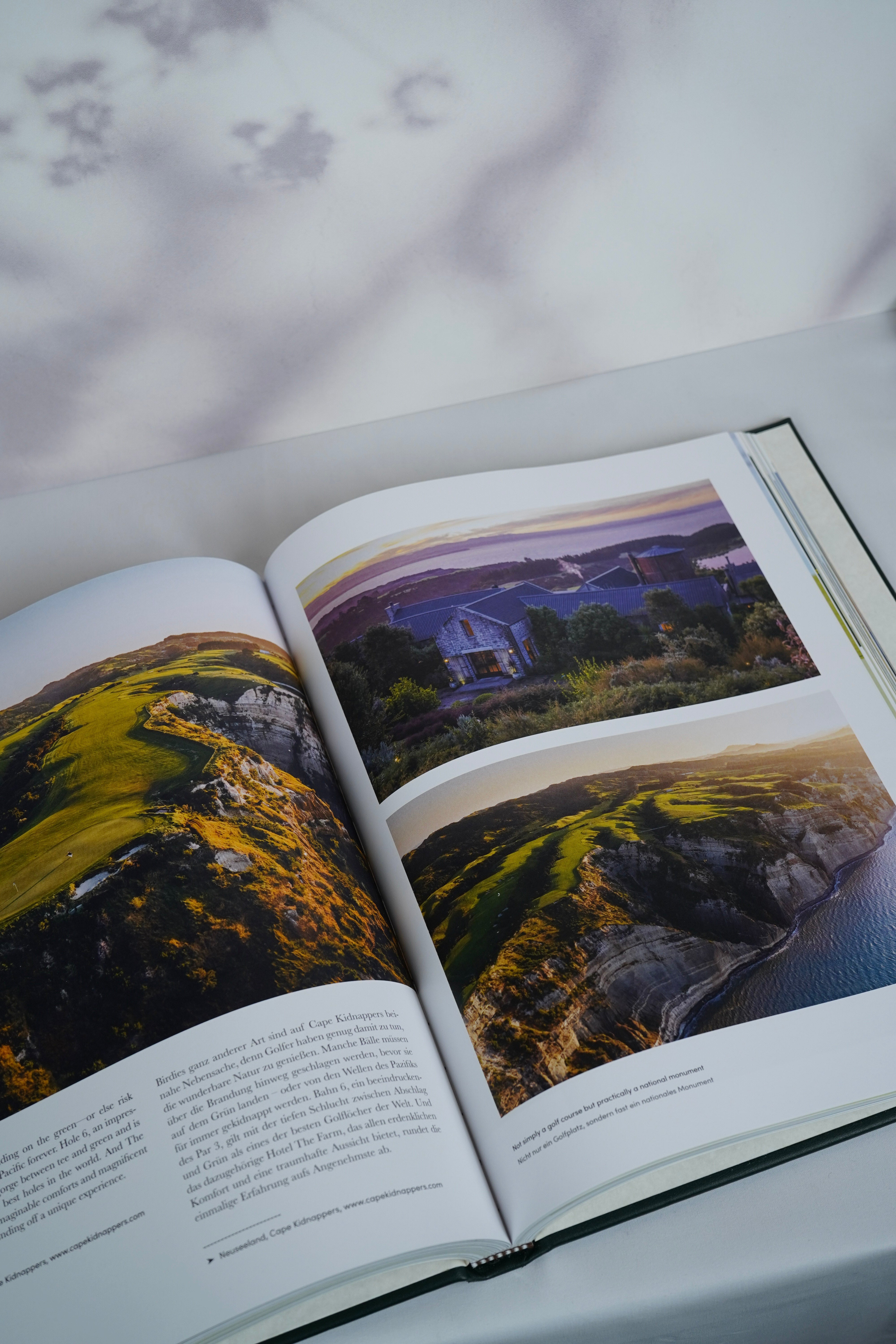 Golf : The Utilmate Book