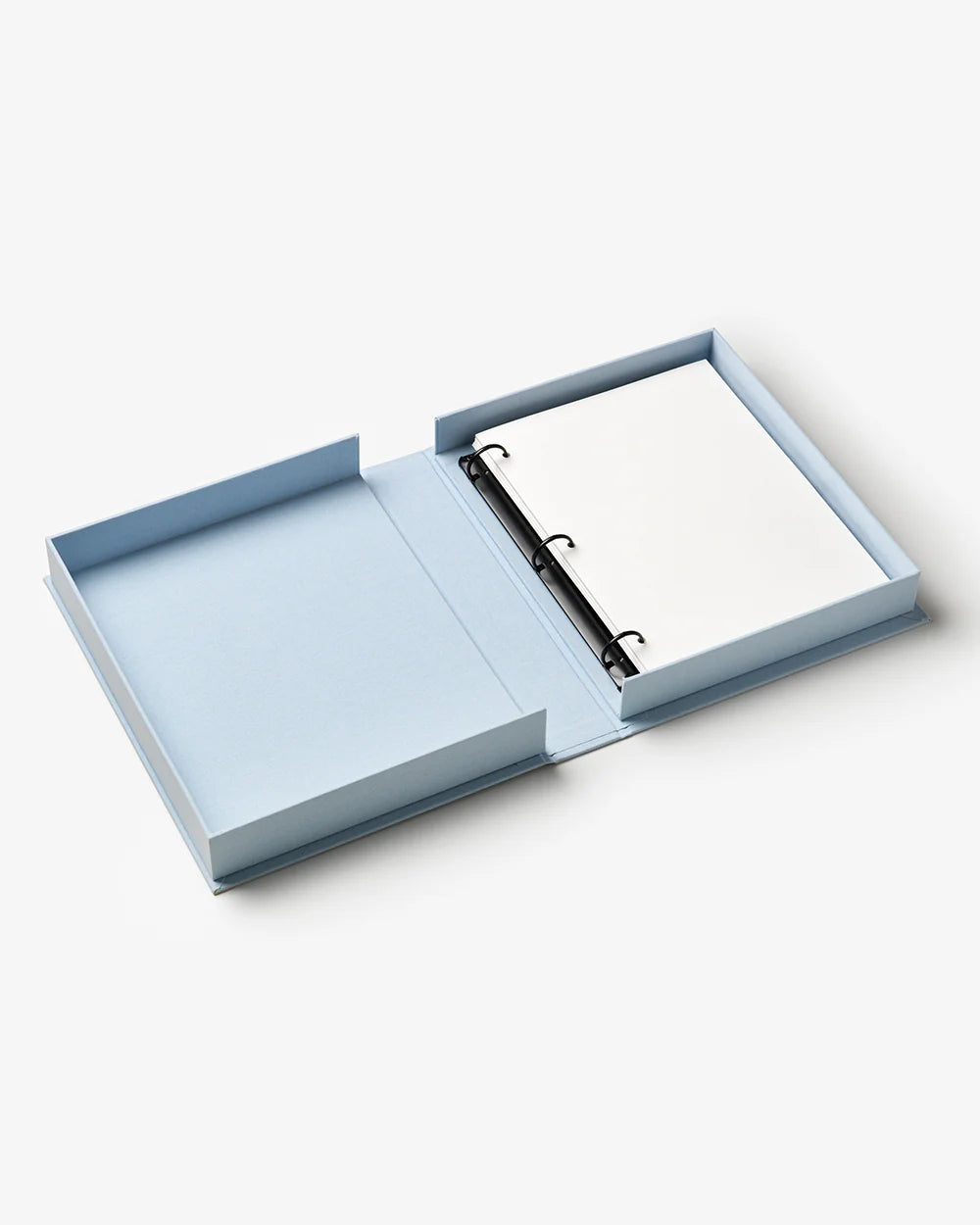 Dream Big Little One, Azul